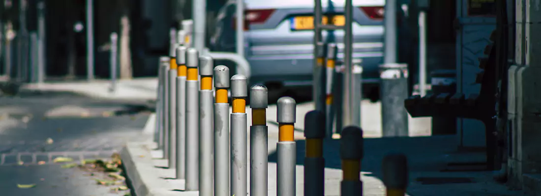 Safe and Convenient Retractable Barrier Column Systems for Properties in Wekiwa Springs, FL
